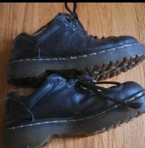 VINTAGE DOC Martens 8312  Black  Leather Lace Up Ankle Shoes WoMens Sz 5 US